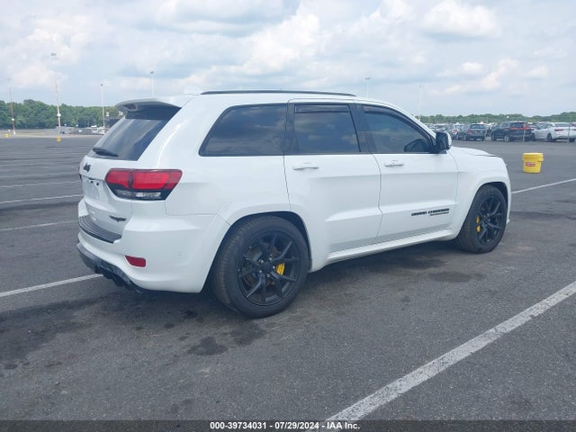 NJ1945E Jeep Grand Cherokee Trackhawk 4x4
