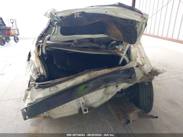 Toyota COROLLA LE 2019 5YFBURHE5KP912259 Image 17