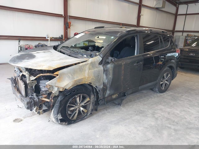 Toyota Rav4 Xle 2017 2T3RFREV4HW554079 Image 2