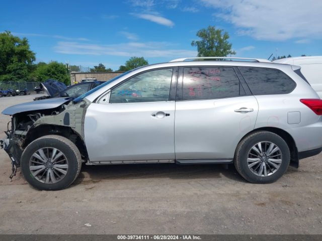 5N1DR2MM2JC649603 Nissan Pathfinder S