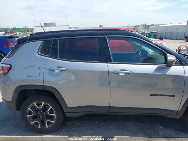 3C4NJDDB7KT723369 Jeep Compass Trailhawk 4x4