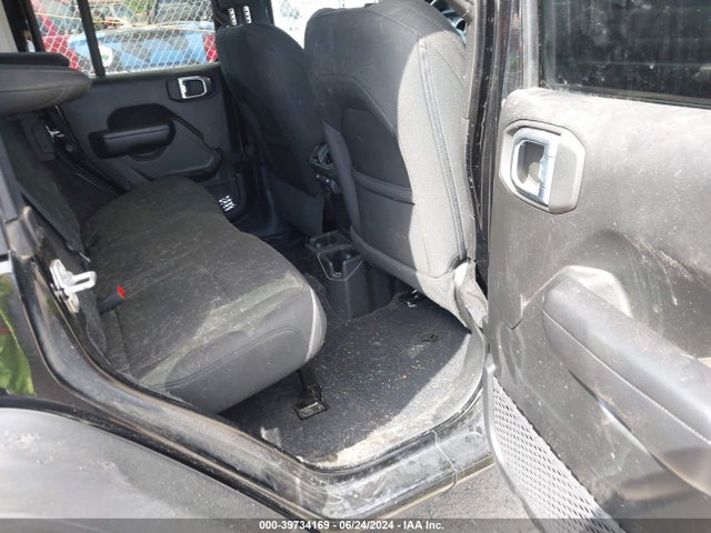 1C4HJXDM1MW823691 Jeep Wrangler Unlimited Sport S 4x4