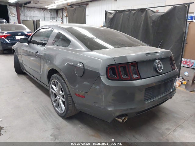 Ford Mustang V6 2014 1ZVBP8AM5E5239605 Image 3