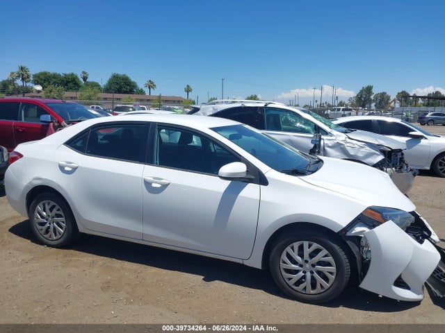 Toyota COROLLA LE 2018 2T1BURHE0JC969631 Image 13