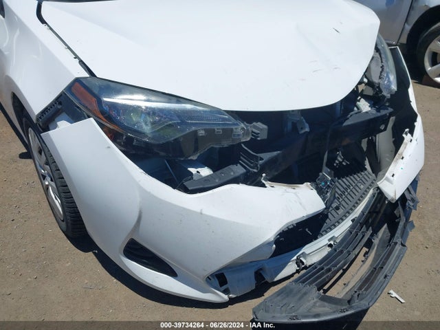 Toyota COROLLA LE 2018 2T1BURHE0JC969631 Image 19