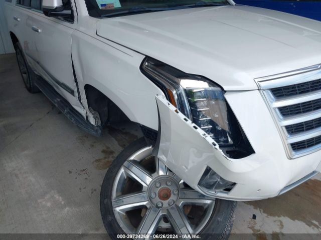 1GYS3BKJ8HR242022 Cadillac Escalade Luxury