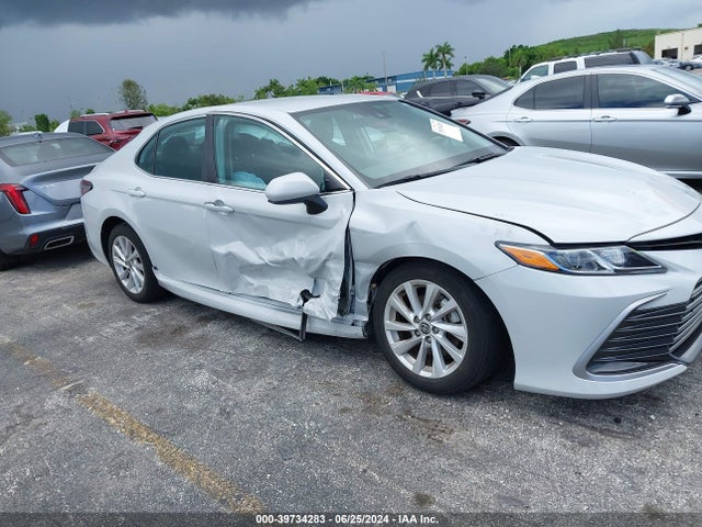 Toyota CAMRY LE 2022 4T1C11AK9NU059429 Image 6