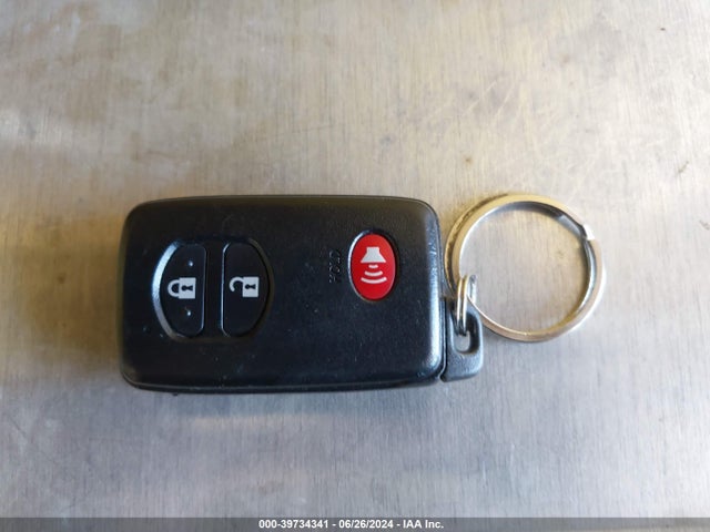 Toyota Prius Two 2014 JTDKN3DU1E1755281 Image 11