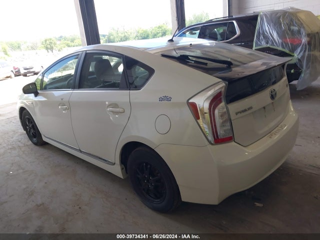 Toyota Prius Two 2014 JTDKN3DU1E1755281 Image 3