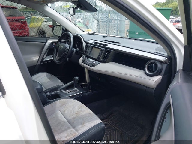 Toyota Rav4 Xle 2016 JTMRFREV9GJ067568 Image 5