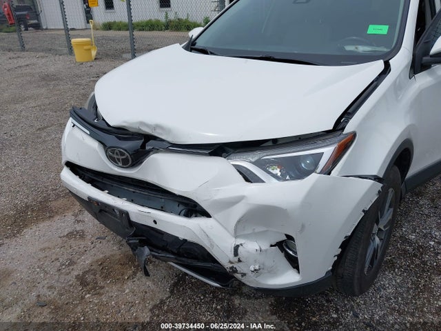 Toyota Rav4 Xle 2016 JTMRFREV9GJ067568 Image 6