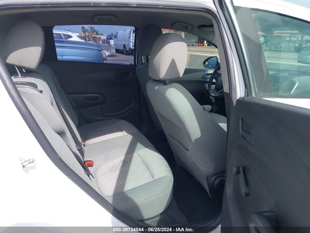 Chevrolet Sonic Ls Auto 2016 1G1JA6SH2G4174591 Image 8