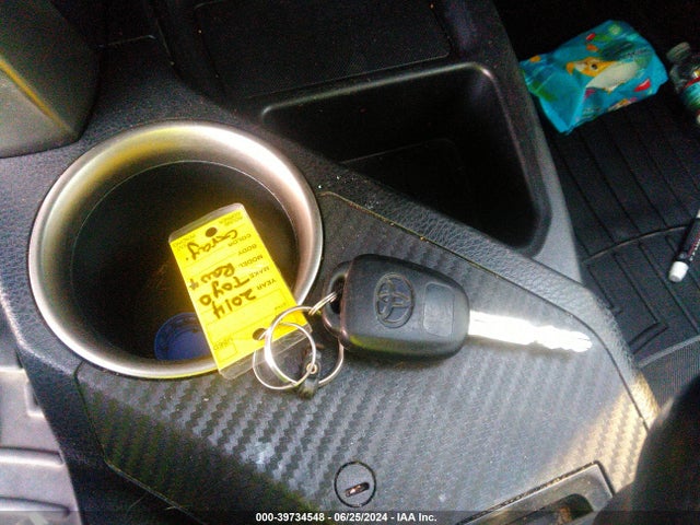 Toyota RAV4 LE 2014 JTMBFREV1ED069392 Image 11