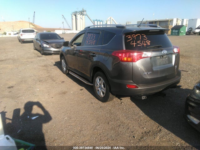 Toyota RAV4 LE 2014 JTMBFREV1ED069392 Image 3