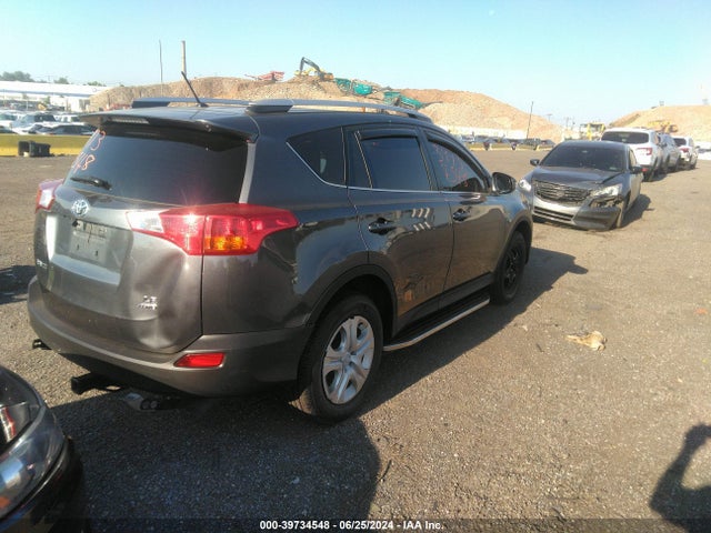 Toyota RAV4 LE 2014 JTMBFREV1ED069392 Image 4