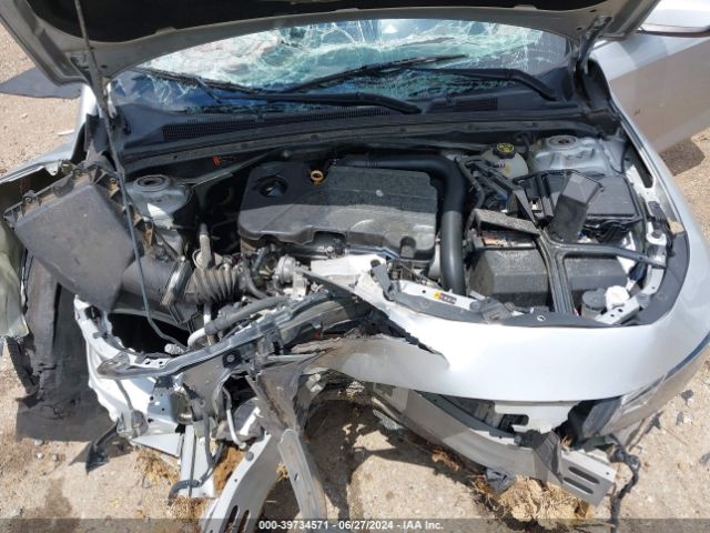 1G1ZD5ST9JF242731 Chevrolet MALIBU LT