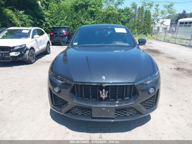 ZN661YUSXMX376783 Maserati Levante S Gransport