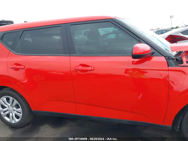 KIA SOUL LX 2022 KNDJ23AU4N7169857 Image 13