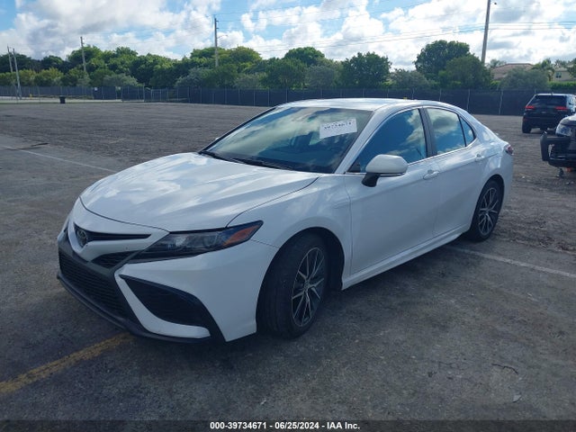 Toyota CAMRY SE 2024 4T1T11AK0RU856030 Image 2