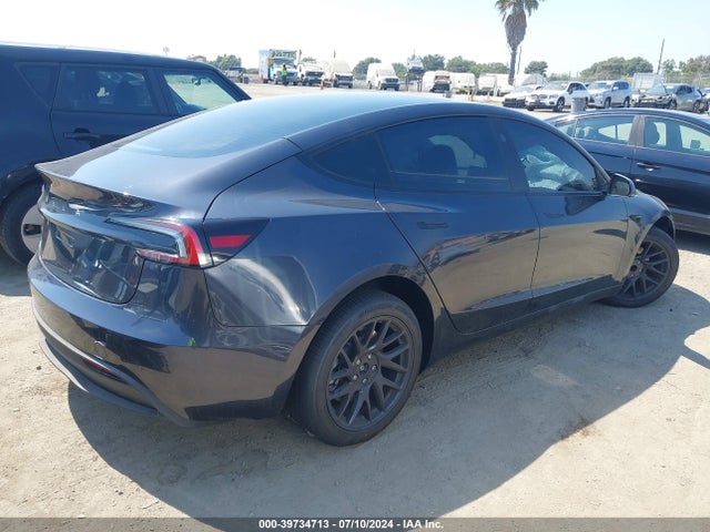 Tesla Model 3 Rear-wheel Drive 2024 5YJ3E1EA1RF733498 Image 4
