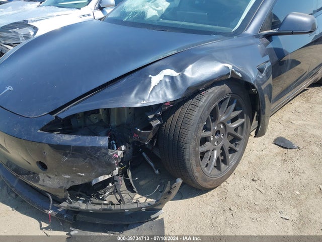 Tesla Model 3 Rear-wheel Drive 2024 5YJ3E1EA1RF733498 Image 6