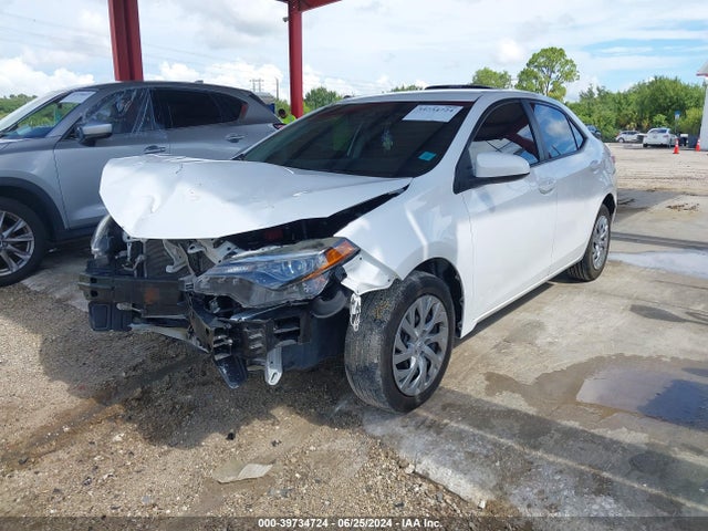 Toyota COROLLA LE 2019 5YFBURHE5KP938103 Image 2