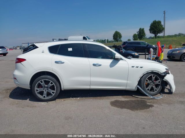 ZN661XUSXHX237642 Maserati Levante