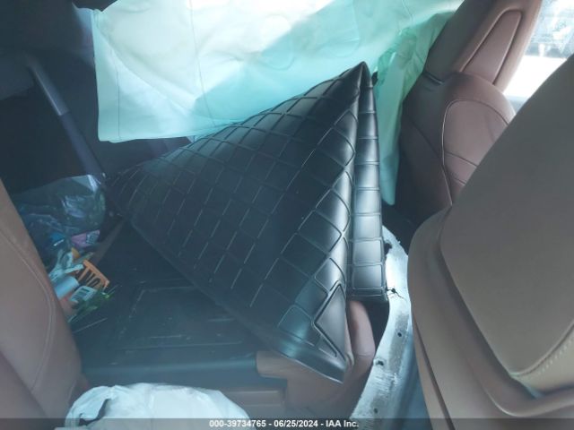 ZN661XUSXHX237642 Maserati Levante