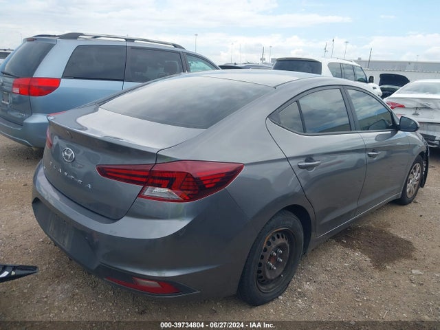 Hyundai ELANTRA SE 2019 5NPD74LF1KH463341 Image 4