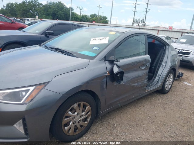 Hyundai ELANTRA SE 2019 5NPD74LF1KH463341 Image 6