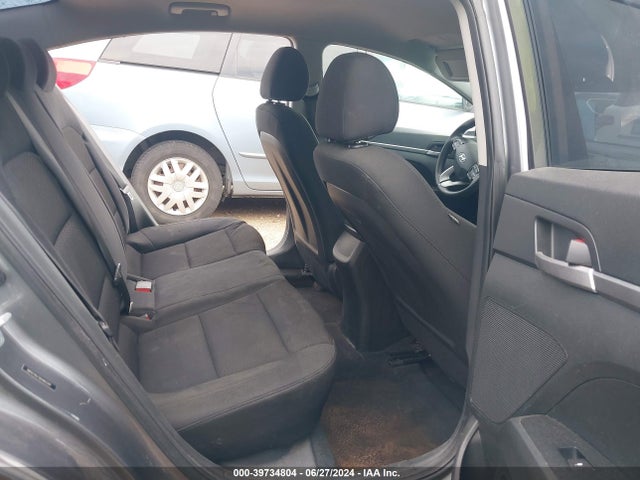 Hyundai ELANTRA SE 2019 5NPD74LF1KH463341 Image 8