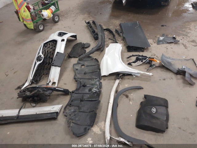 Toyota Highlander Xle 2021 5TDHZRBH6MS058603 Image 12