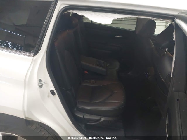 Toyota Highlander Xle 2021 5TDHZRBH6MS058603 Image 8