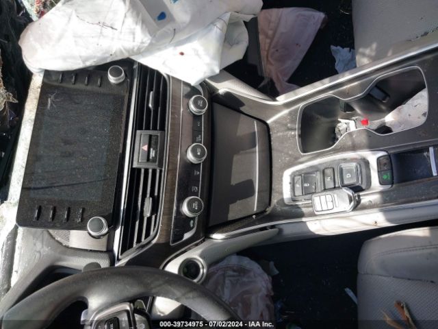 1HGCV2F99JA007994 Honda Accord Touring 2.0t
