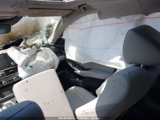1HGCV2F99JA007994 Honda Accord Touring 2.0t
