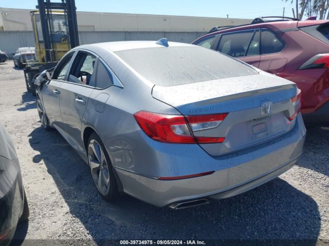 1HGCV2F99JA007994 Honda Accord Touring 2.0t