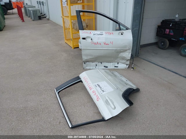 2T3EWRFV1LW065547 Toyota Rav4 Hybrid Xse