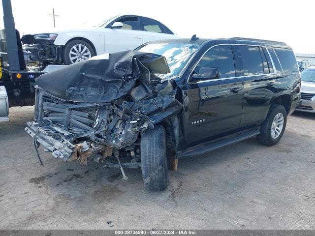 Chevrolet Tahoe Lt 2017 1GNSKBKC2HR331229 Image 2