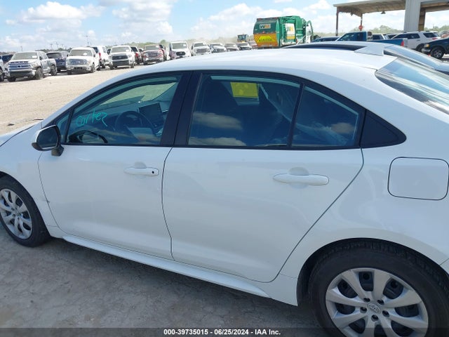 Toyota COROLLA LE 2021 5YFEPMAE4MP181926 Image 15
