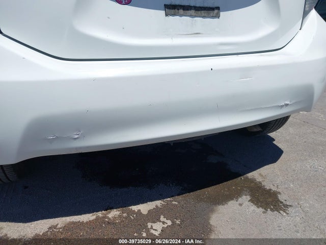Toyota Prius C Four 2014 JTDKDTB31E1072588 Image 18