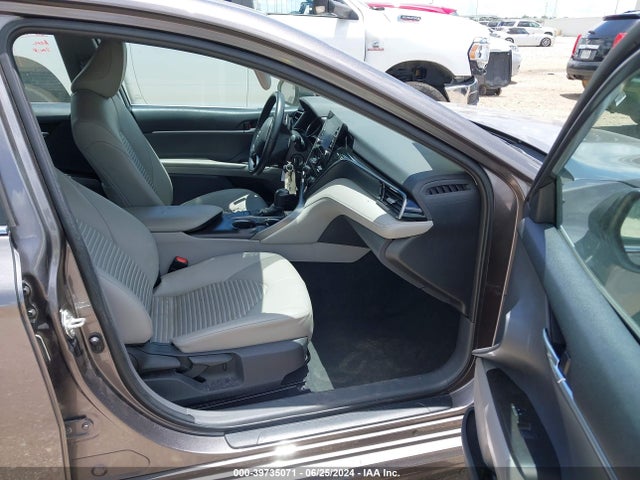 Toyota CAMRY SE 2022 4T1G11AK5NU664789 Image 5