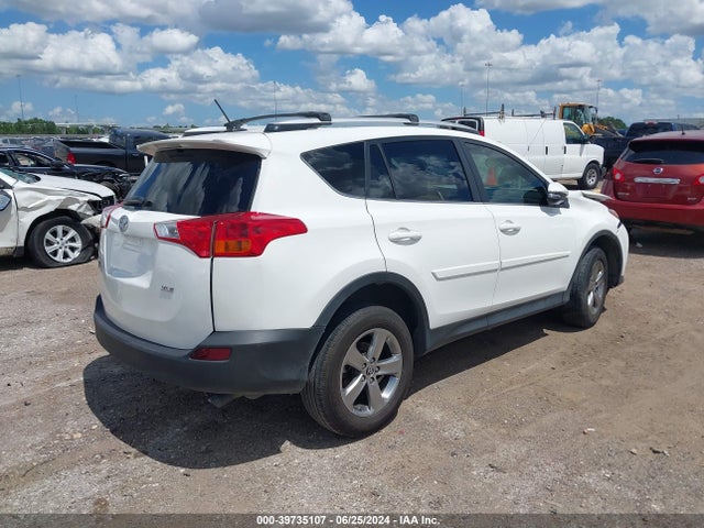 Toyota Rav4 Xle 2015 JTMWFREV8FJ049502 Image 4
