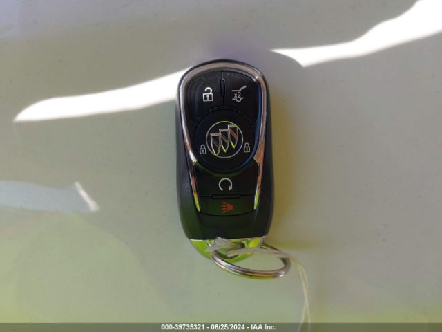 LRBFXBSAXHD077856 Buick Envision Essence
