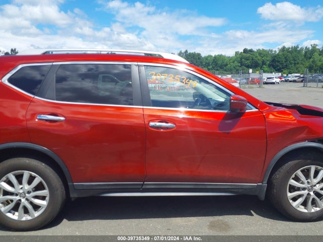 Nissan ROGUE SV 2018 5N1AT2MV9JC795669 Image 13