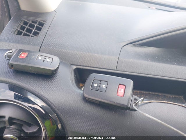 Toyota Prius C Four 2015 JTDKDTB34F1111269 Image 11