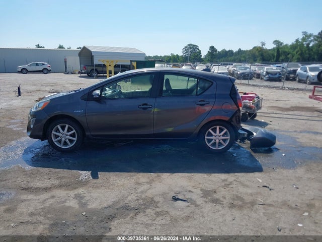 Toyota Prius C Four 2015 JTDKDTB34F1111269 Image 15