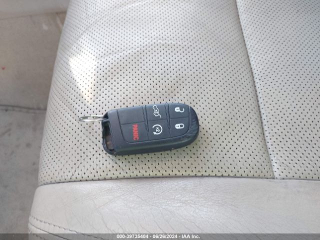 1C4RJFCT9EC105204 Jeep Grand Cherokee Overland