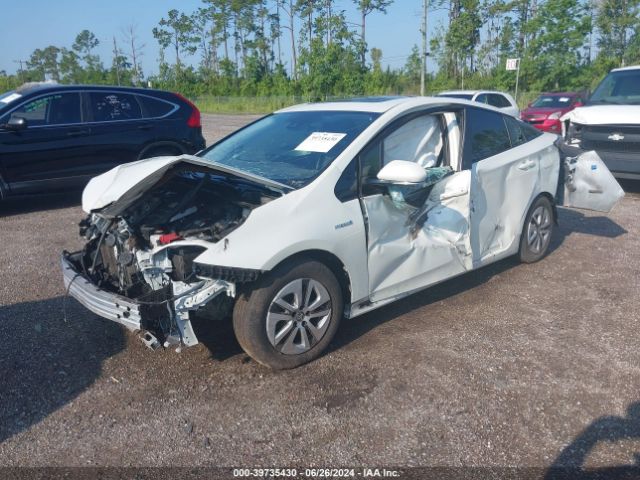 JTDKARFU3G3504121 Toyota Prius Four