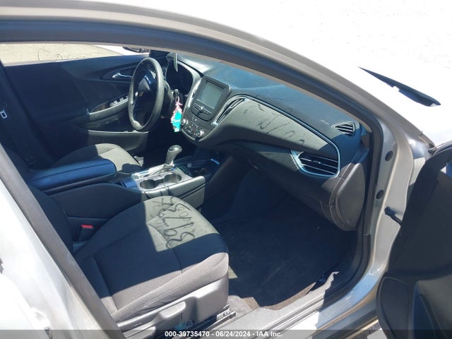 Chevrolet MALIBU LT 2018 1G1ZD5STXJF268187 Image 5