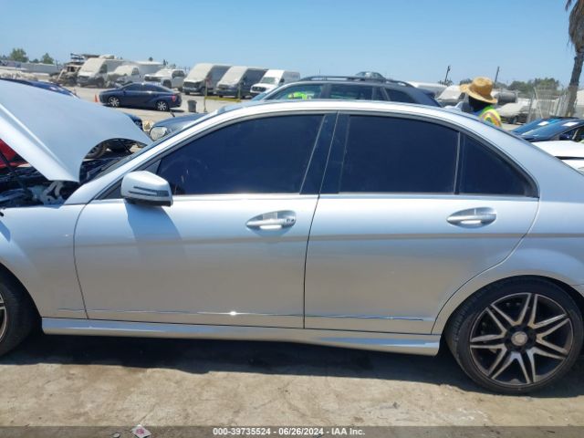 WDDGF4HB3EG252016 Mercedes-Benz C 250 Luxury/sport